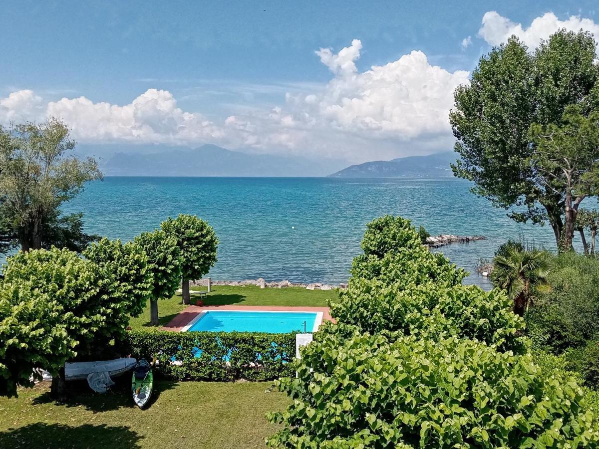 Casa Lugana 15 - Monolocale Con Piscina Fronte Lago Sirmione Zewnętrze zdjęcie