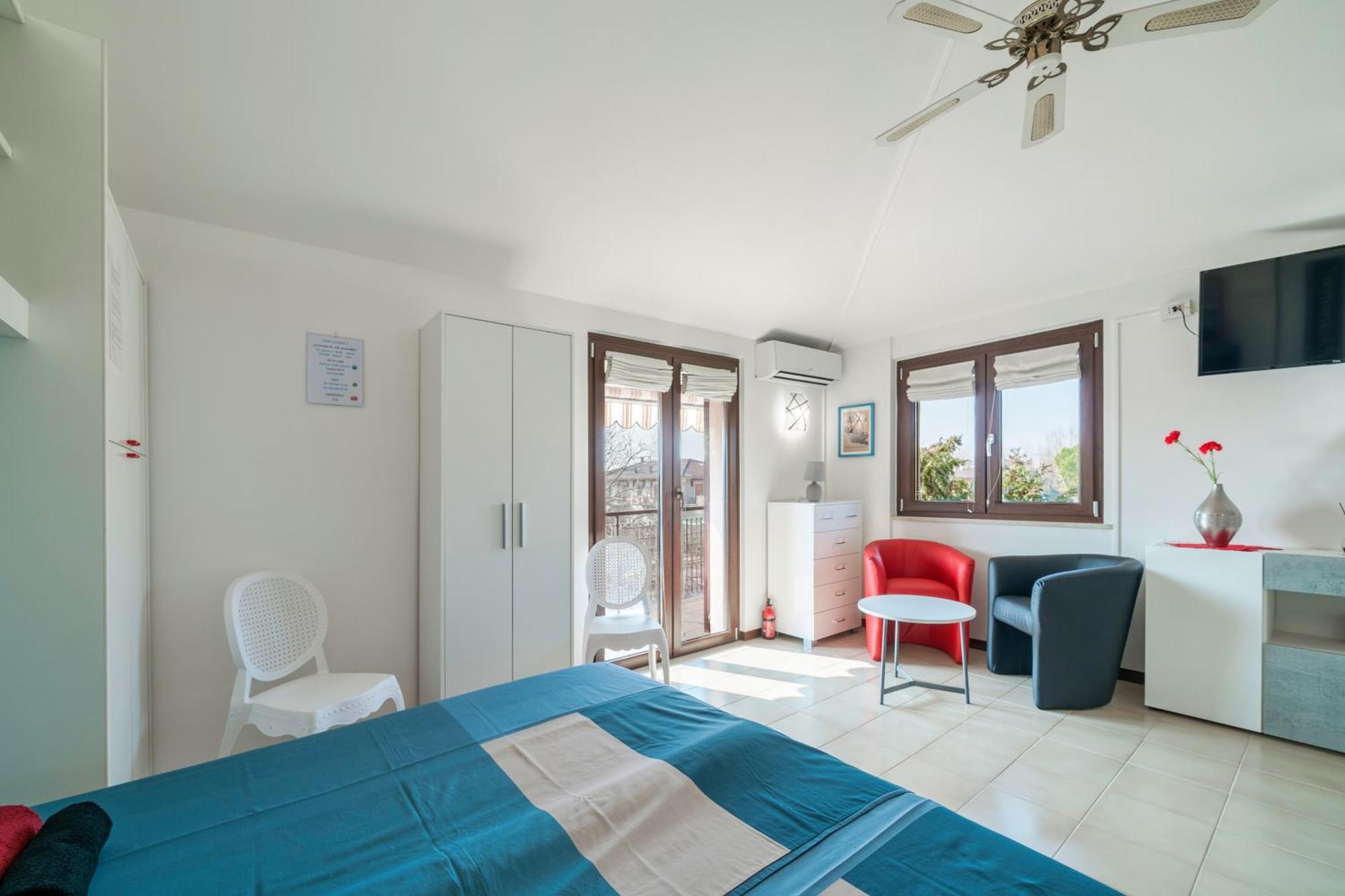 Casa Lugana 15 - Monolocale Con Piscina Fronte Lago Sirmione Zewnętrze zdjęcie