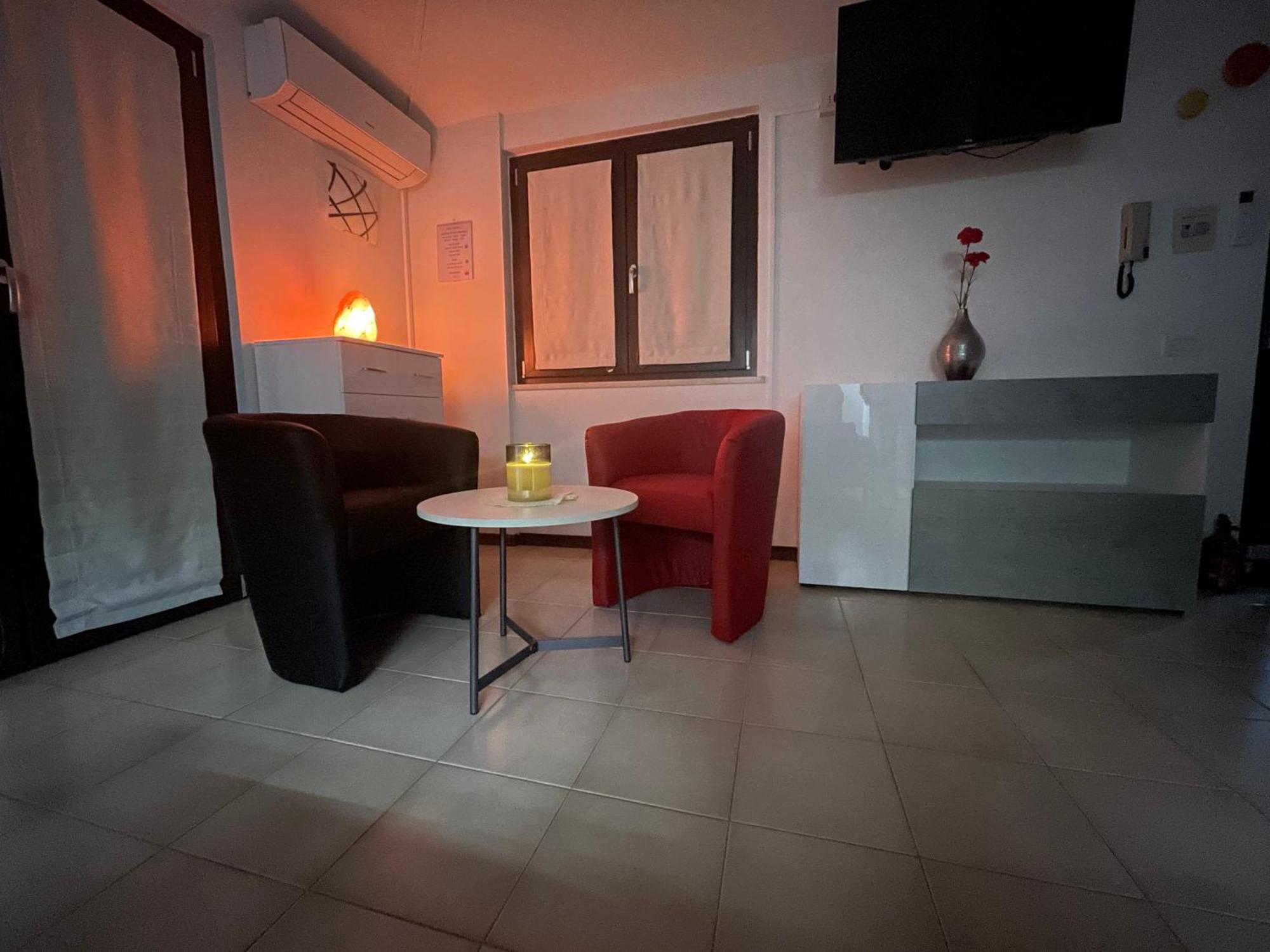 Casa Lugana 15 - Monolocale Con Piscina Fronte Lago Sirmione Zewnętrze zdjęcie