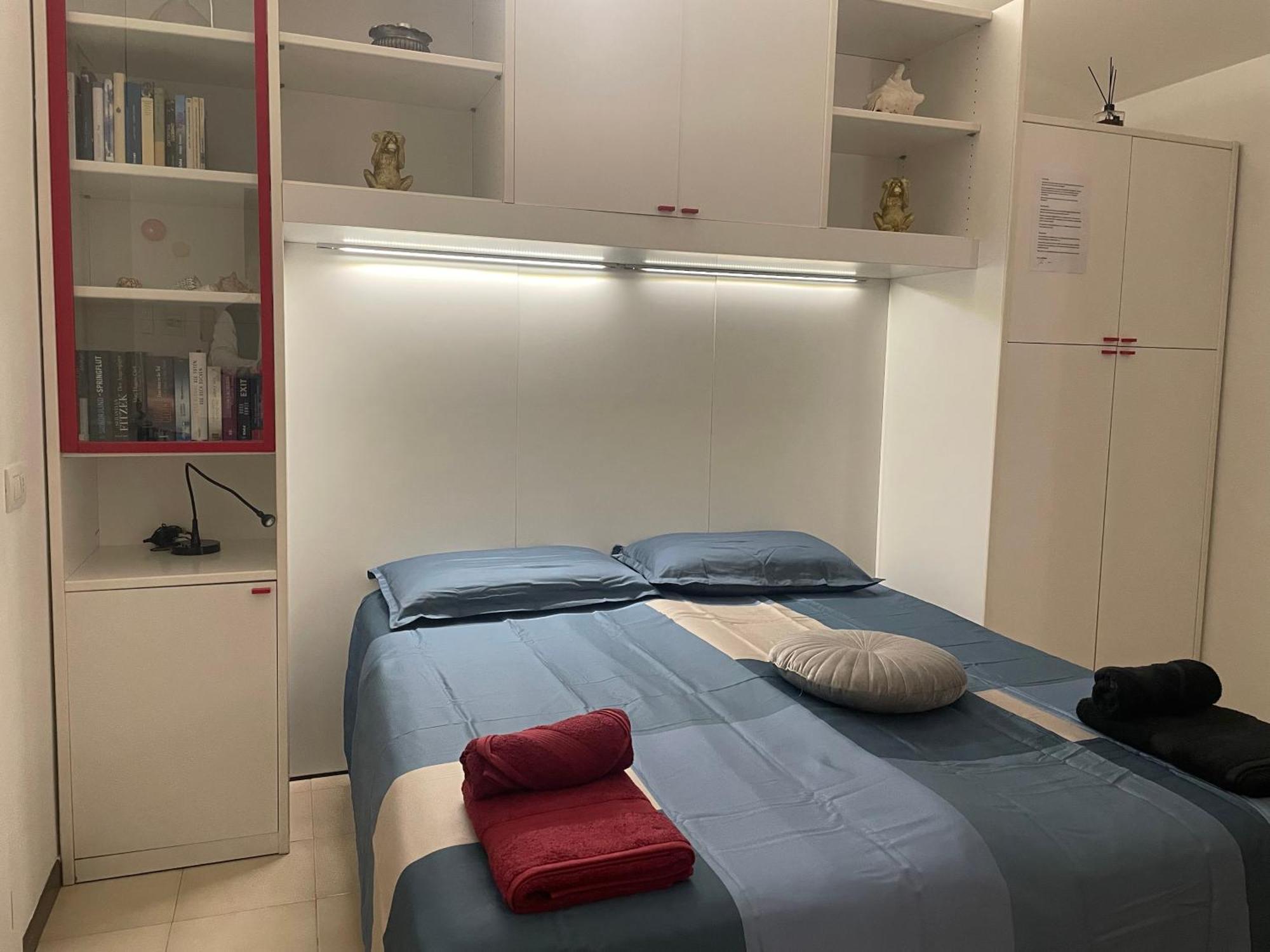 Casa Lugana 15 - Monolocale Con Piscina Fronte Lago Sirmione Zewnętrze zdjęcie