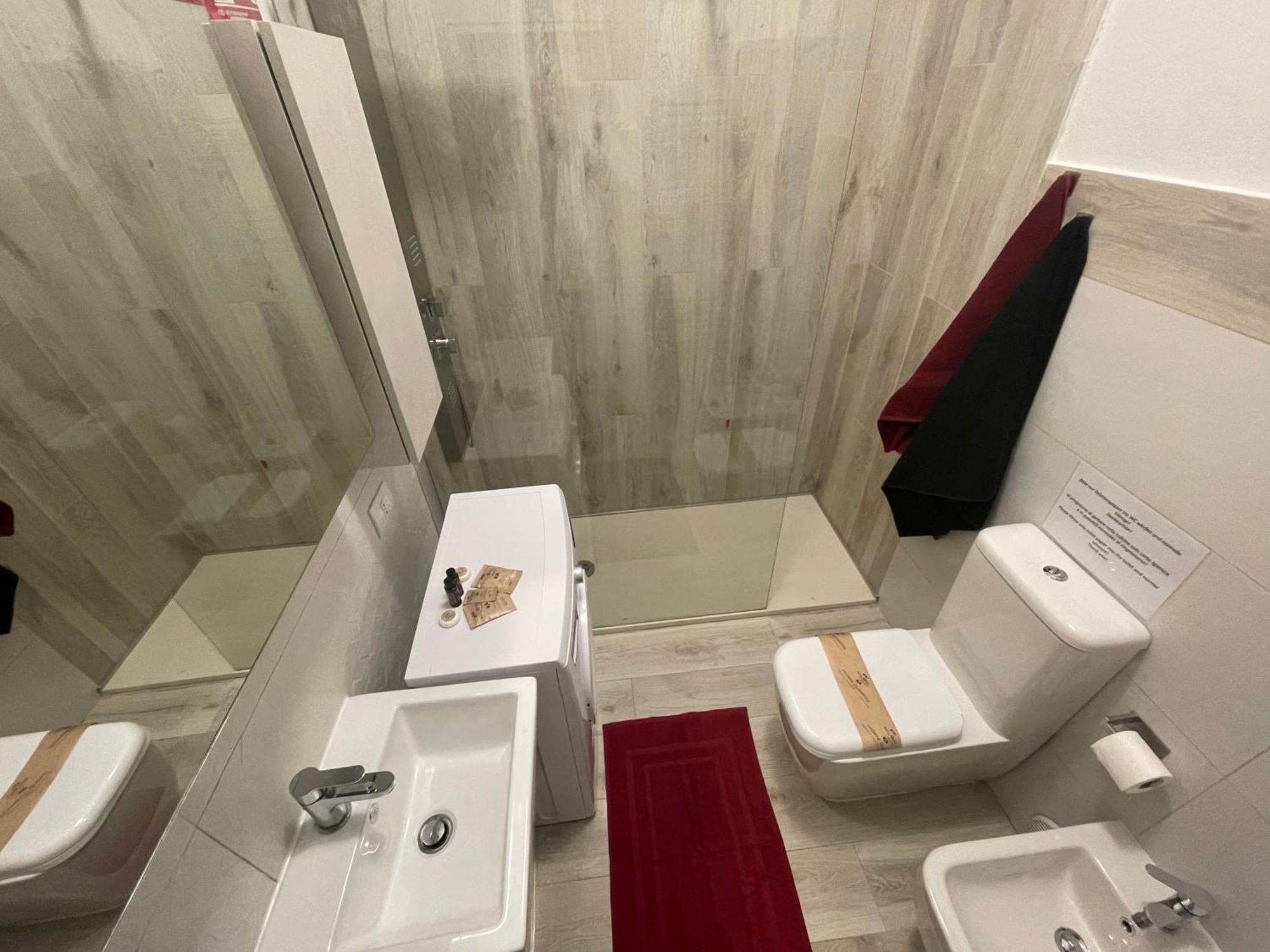 Casa Lugana 15 - Monolocale Con Piscina Fronte Lago Sirmione Zewnętrze zdjęcie